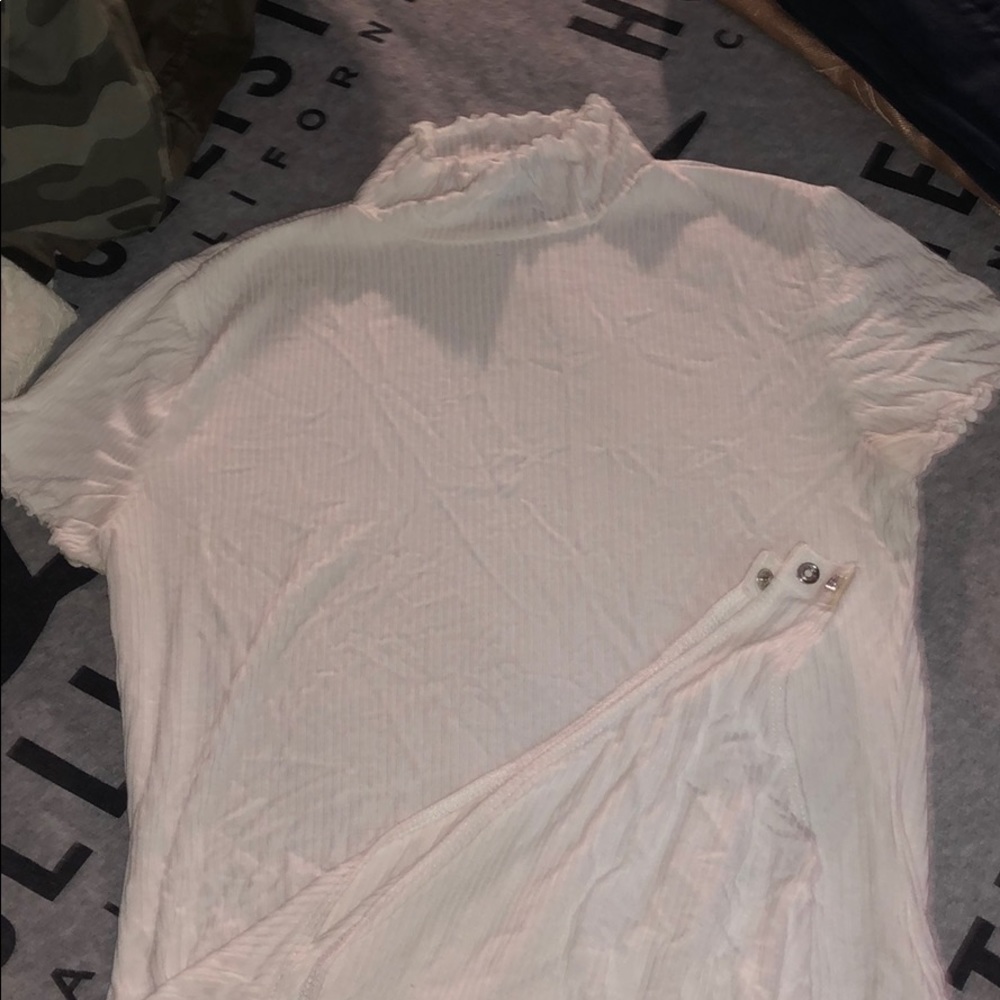 FOREVER 21 turtleneck -t shirt
